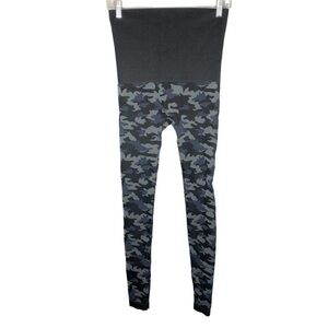 Preggo Leggings Women's Size L/XL Camo High Waisted Maternity Leggings